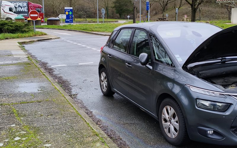 Foto de un coche descrito por su dueño antes de la tasación